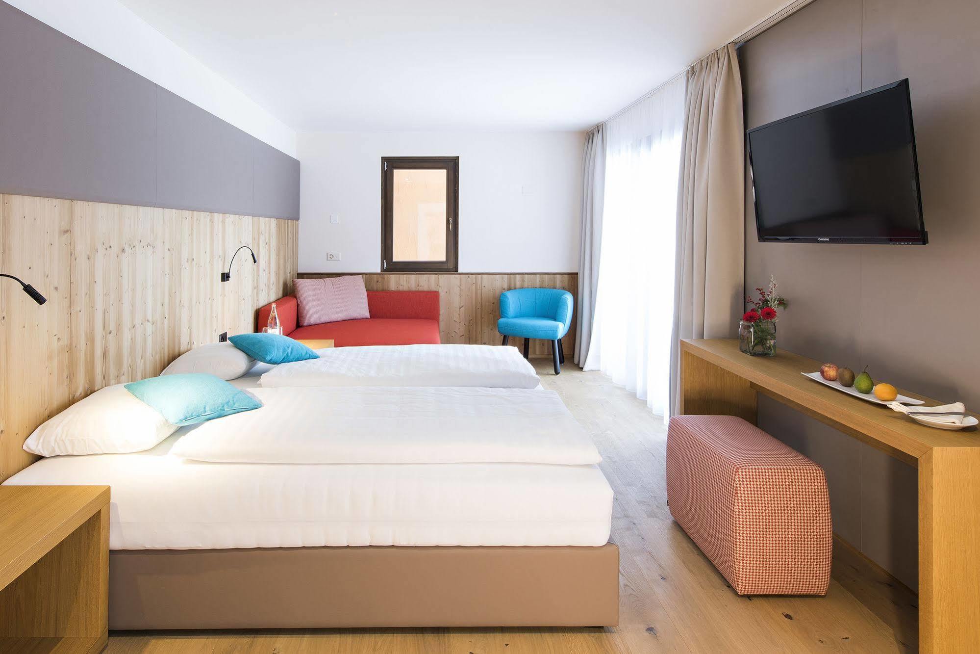 Hotel Palue Понтрезина Экстерьер фото